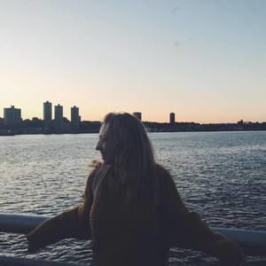 Meet your Posher, Courtney